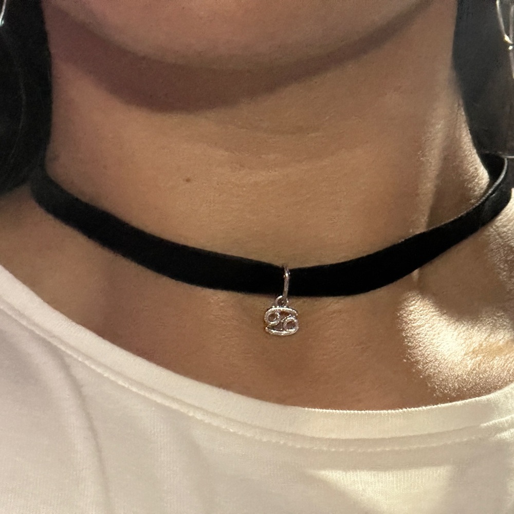 Vintage Velvet Cancer ♋️ Zodiac Astrology Pendant Choker Necklace